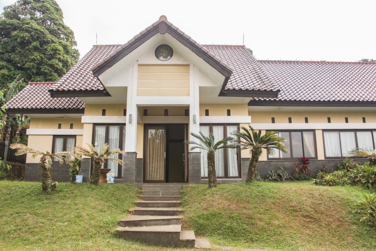 Aldeoz Villa Ciater Sarireja Esterno foto