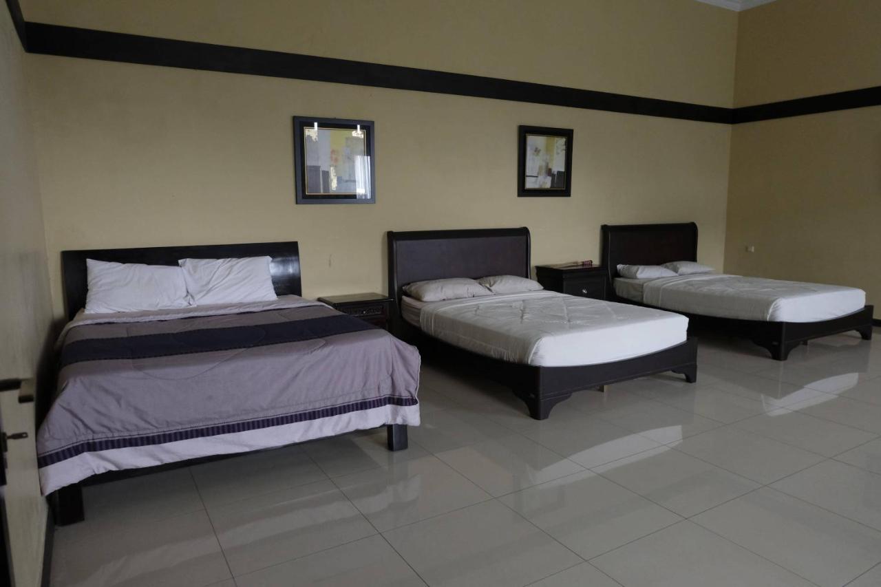 Aldeoz Villa Ciater Sarireja Esterno foto